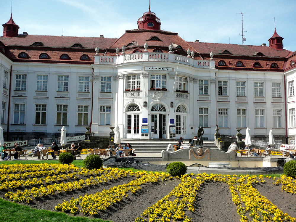 2008-04-05-155231-pamatky-karlovy-vary.jpg